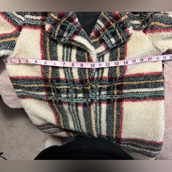 Maison Cinqcent 500 Cozy Plaid Teddy Sherpa Jacket - Picture 6 of 8
